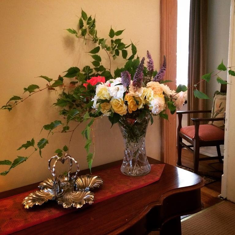 The Racecourse Inn Longford Buitenkant foto