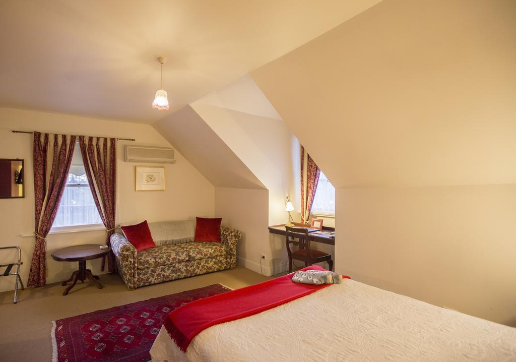 The Racecourse Inn Longford Buitenkant foto