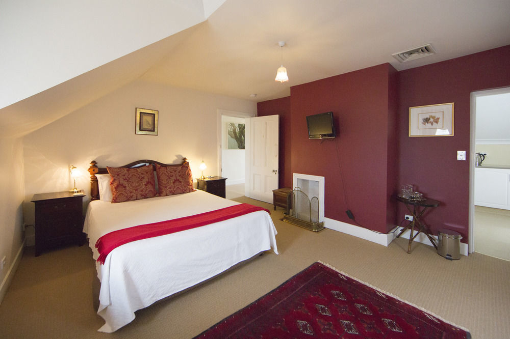 The Racecourse Inn Longford Buitenkant foto